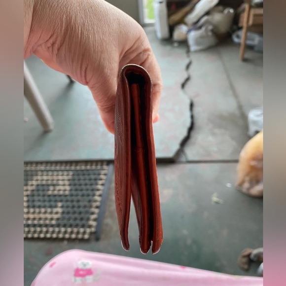 JL SALDIVAR LEATHER TOOLED WALLET - Picture 7 of 13